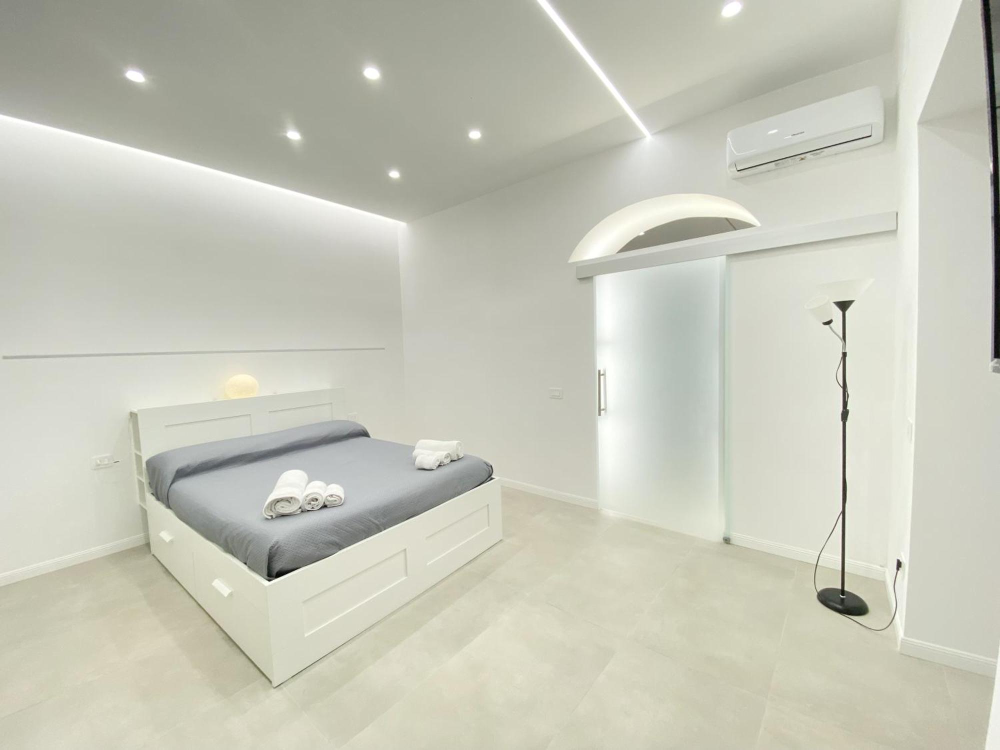 A Casa Mia Apartment Napoli Bagian luar foto